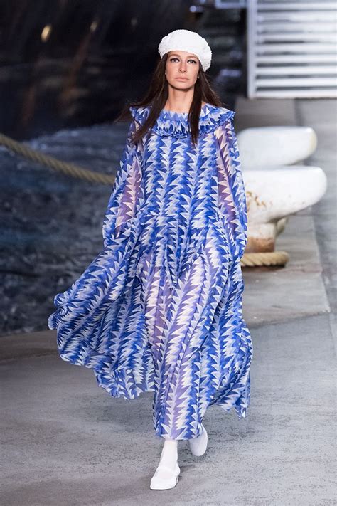 See The Best Looks From The Chanel 2019 Cruise Show 